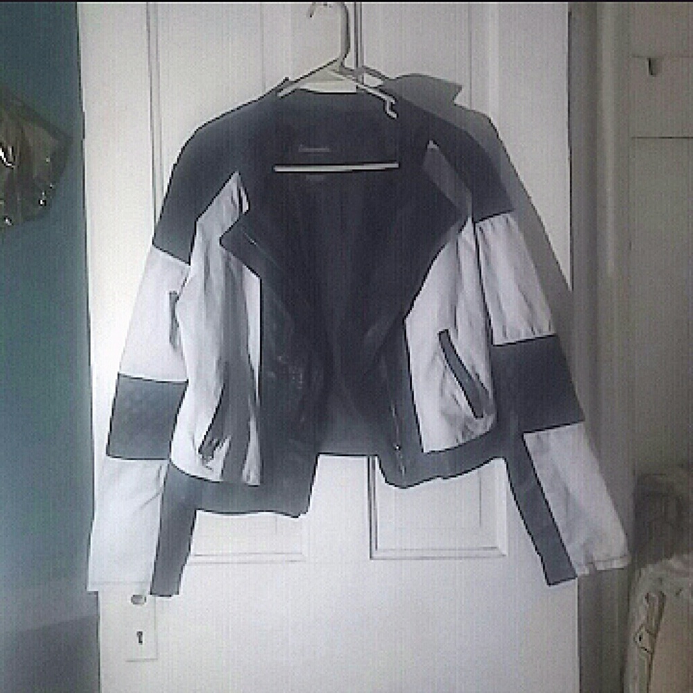 Jacket - Picture 4 of 4